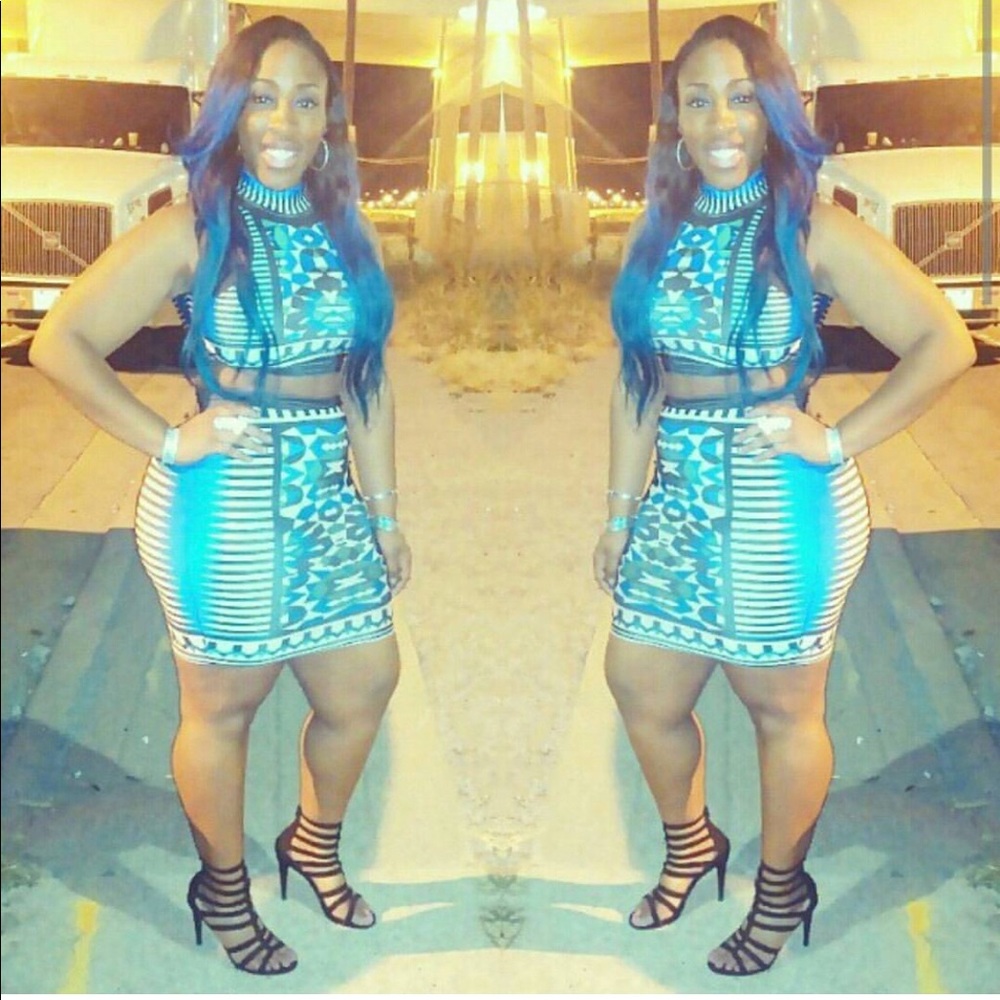 Crop top skirt set